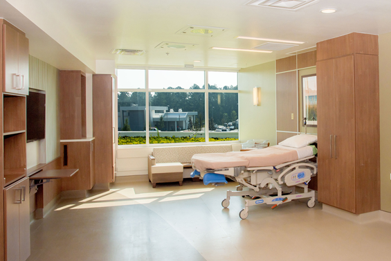 UF Health North labor and delivery suite